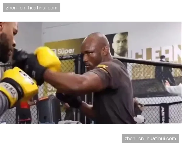 “石头”爱德华兹因膝伤退出UFC 311与乌斯曼的三番战